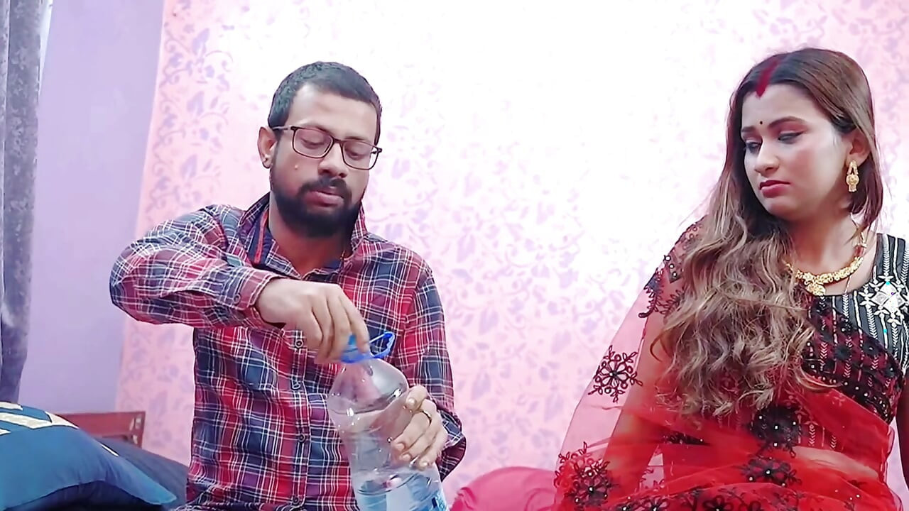 Hot indian beautiful wife sex and big tips