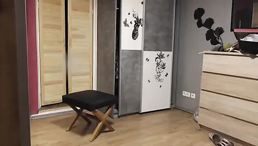 Leather must be shown