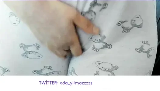 CAMELTOE- MASTURBATE WITH PAJAMA- RUBBING PUSSY WITH PAJAMA
