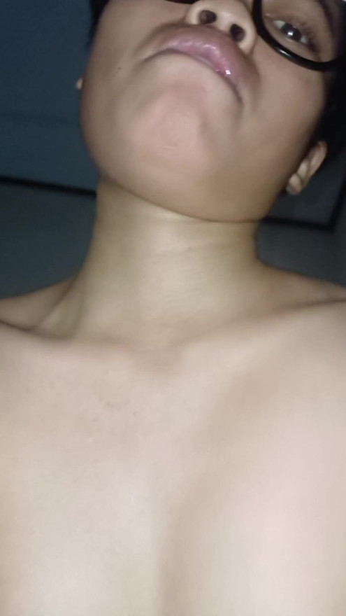 An 18-year-old girl is having a hard time getting pregnant | Clip 1