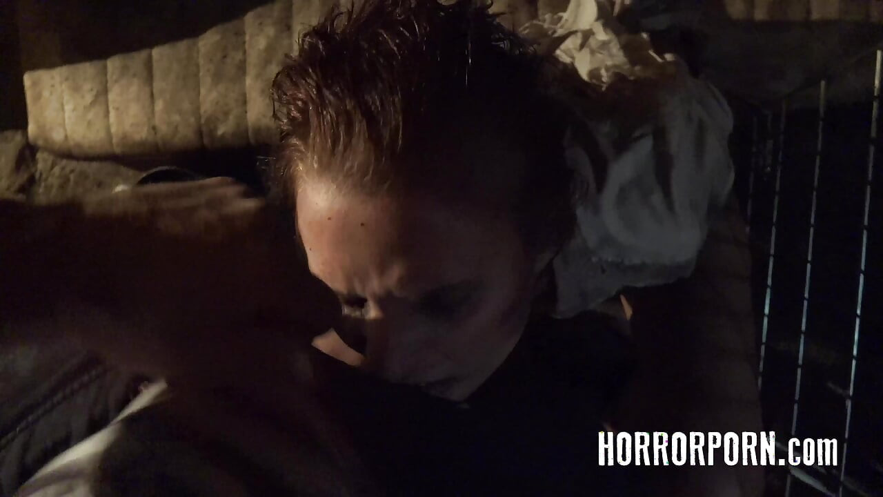 Dívka v kleci (hororové porno)