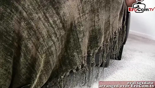 Siyah tombul orta yaşlı seksi kadın büyük zenci yarağıyla dölleniyor