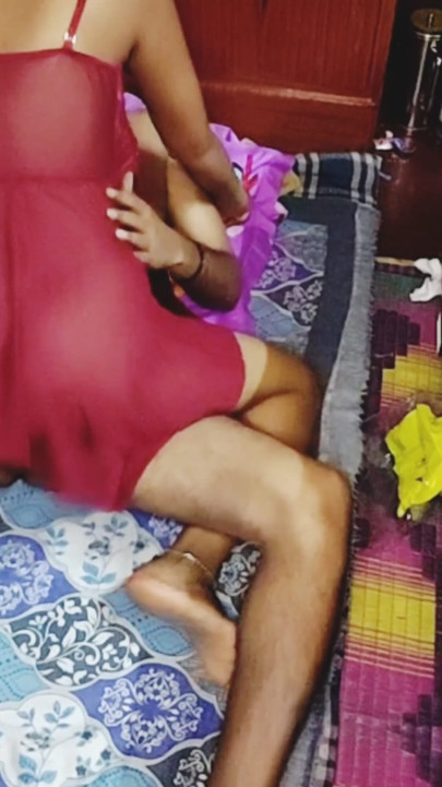 Desi whore booked for entire night. | Clip 2