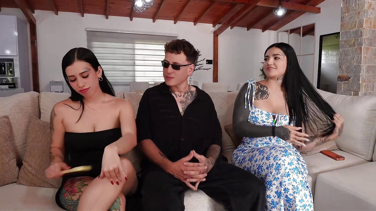 Threesome Cu Vergon Guard Al Prietenei Mele - Larola