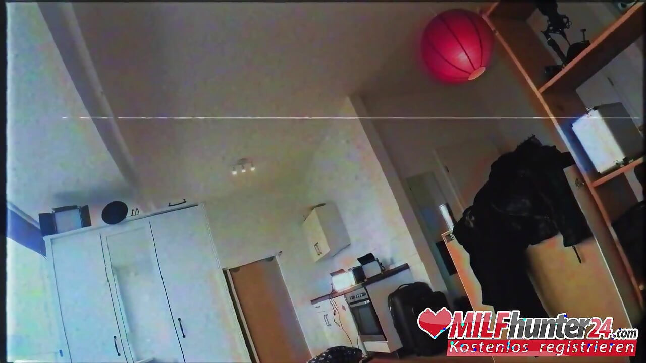 MILF lovec šuká Sidney Dark nemilosrdně! (německy)