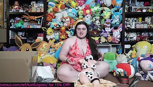 Abby Unboxes Erovenus Olivia Mini