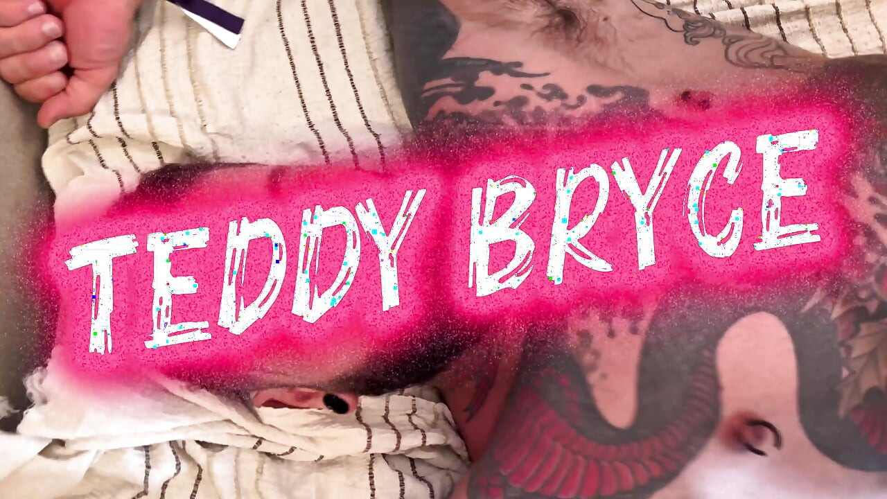 Gangbang da Teddy 1ª Parte 1