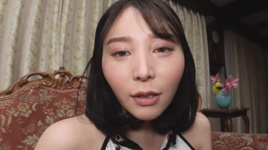 Erika Shiomi vahşi akme cehenneminde kameraya gizli kelimeler fısıldıyor