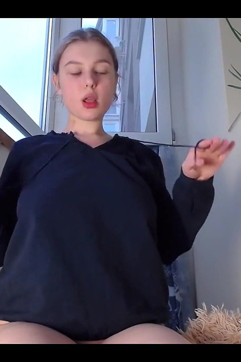 少女操她的屁眼