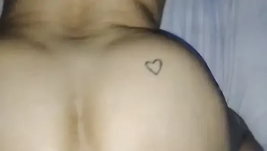 Pantat besar disetubuhi