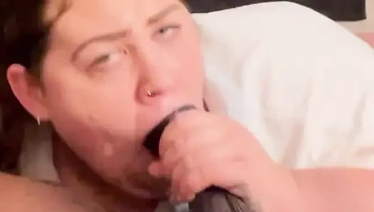 Üvey kız kardeşim beni emiyor eski sevgilim bana aptal fahişe demeye devam ediyor