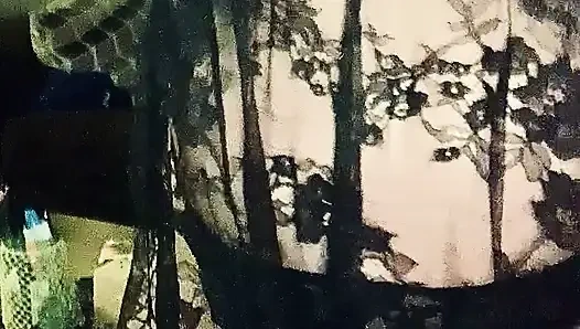 Cewek semok ini lagi asik ngentot memeknya habis-habisan