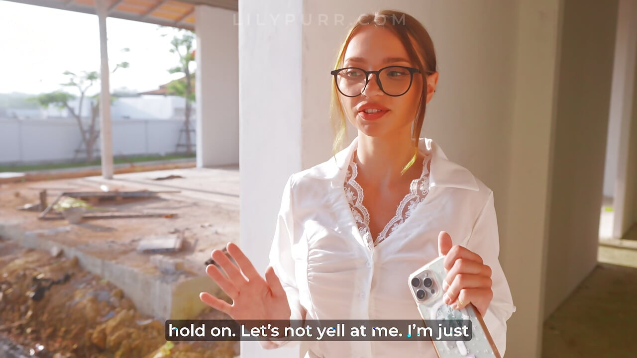 Horny Real Estate Agent Fucks Client in Unfinished Villa to Save the Deal