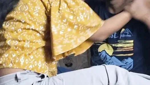 Sweetsex2001i was mopping the house, I was on the boss and my back was hurting a lot, sir, it felt very good now.