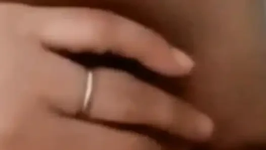 Self musterbating my tight pussy