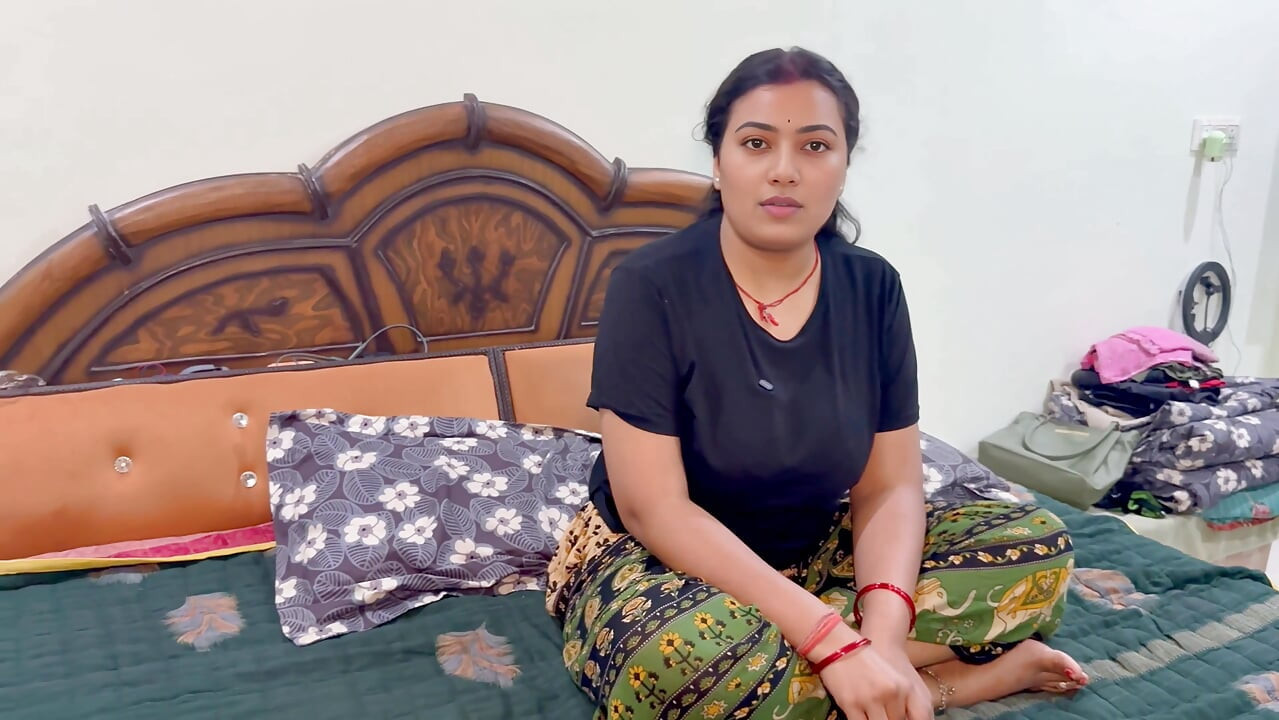 Bade ke jane ke baad chote ne bhabi ko akela dekh uthya mauke ka fayeda