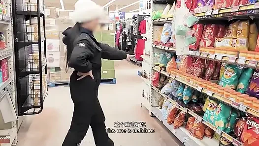 Трах азиатской богини в ее доме и кончает с интенсивным оргазмом