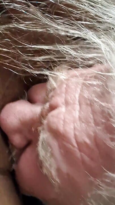 10 Minutes of Face Brings 8 Minutes of Cum