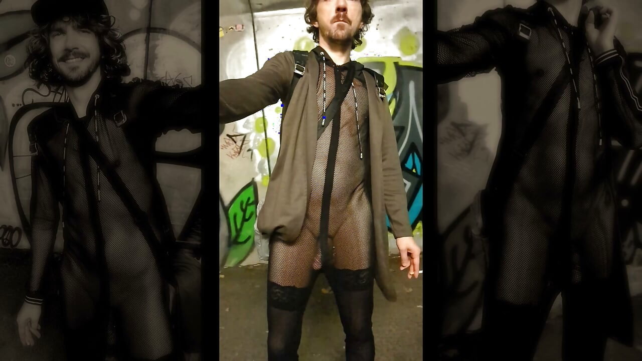 BLACK MESH SUIT