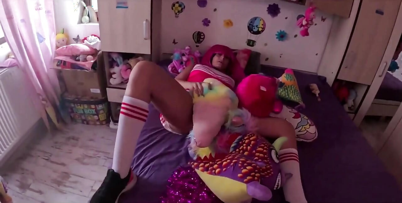 MILF Cheerleader Tease. Pink Uniform, Lollipop Play and Messy Bedroom Fantasy