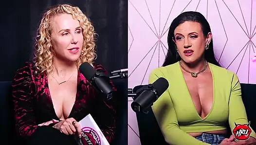 Penny Berber'in filtresiz: orta yaşlı seksi kadın kraliçesinin sırları