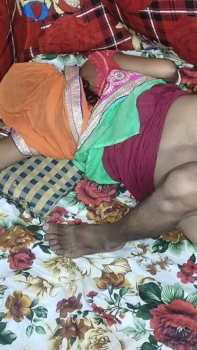 Nice pussy fucking in Hindi with your village sister-in-law in green saree blouse in a canoe stall | Clip 2