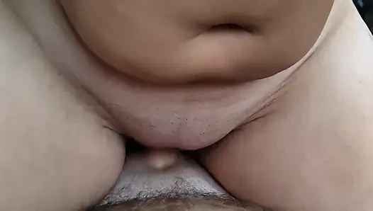 Pov - seks. Adik tiri lagi asik nyepong kontol dan ngentot memeknya posisi cowgirl - close up