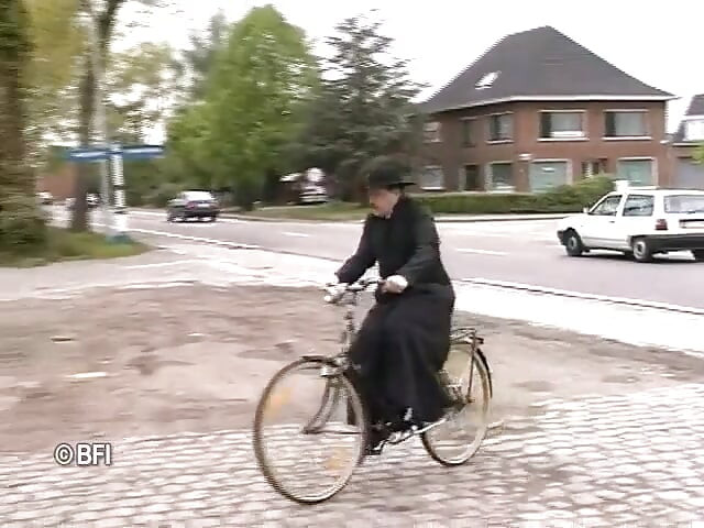 Xkiss - kafić tramhalt deo 4