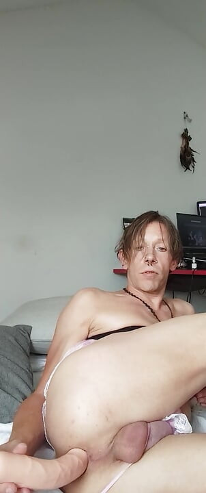 Dont tell my paretns .. but i want to make porno