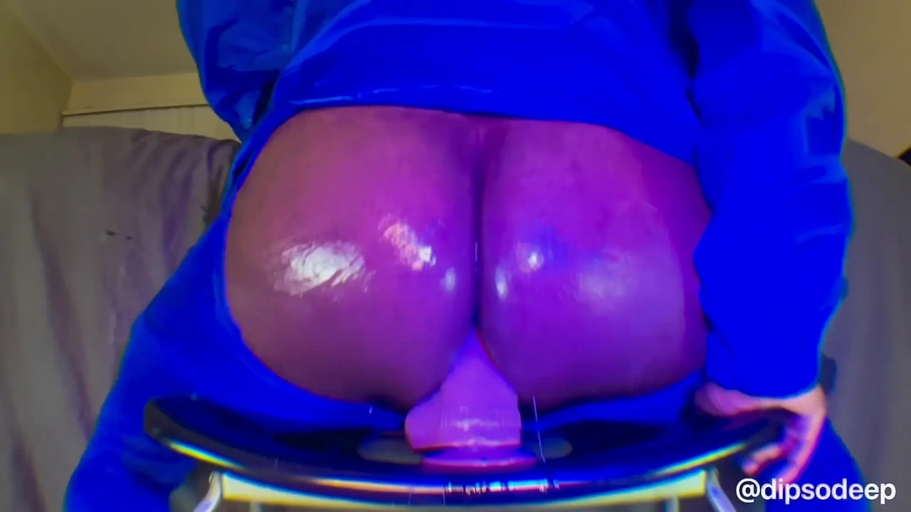 Bubble Butt Femboy Rides 10 inch Dildo