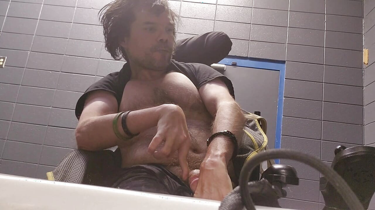 Kevy 69's I almost got caught Orgasm