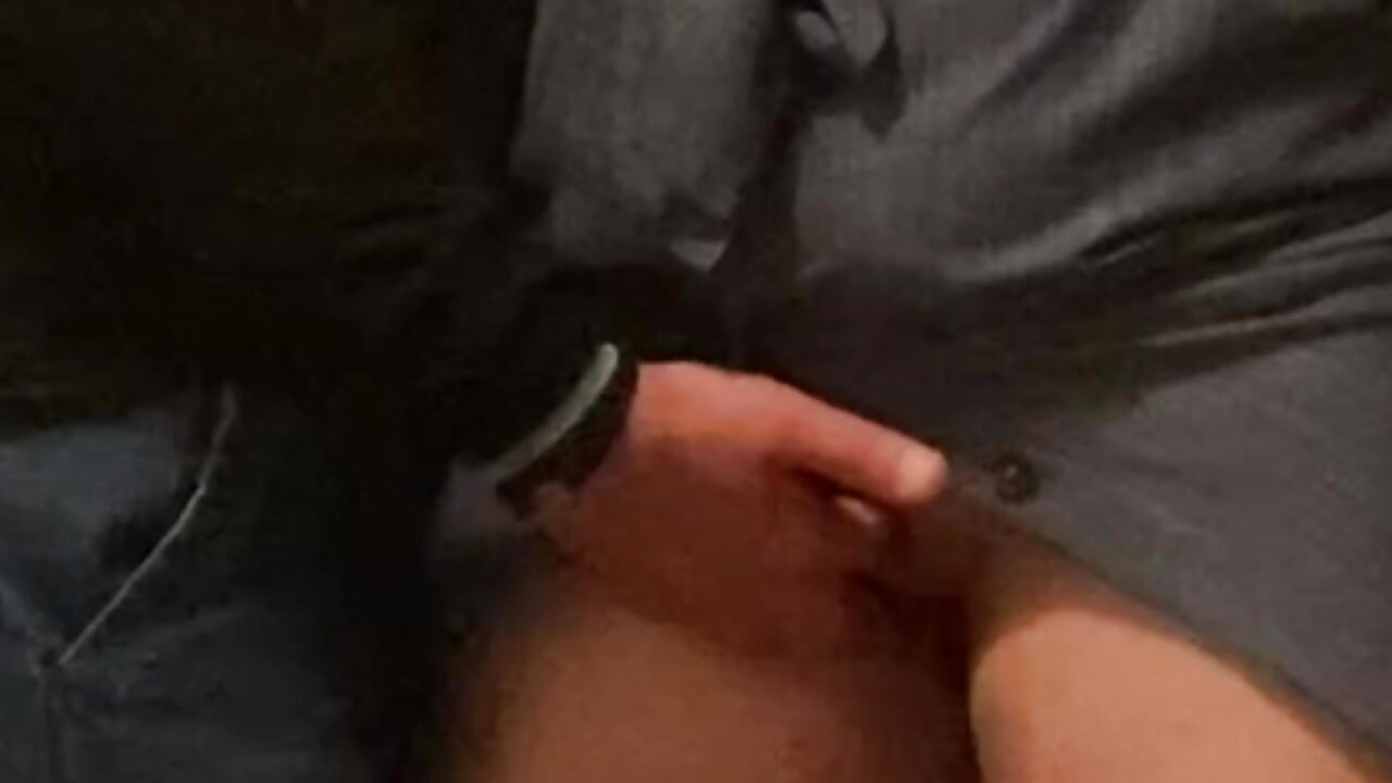 Horny Slut Gets Fingered In Her Juicy Pussy