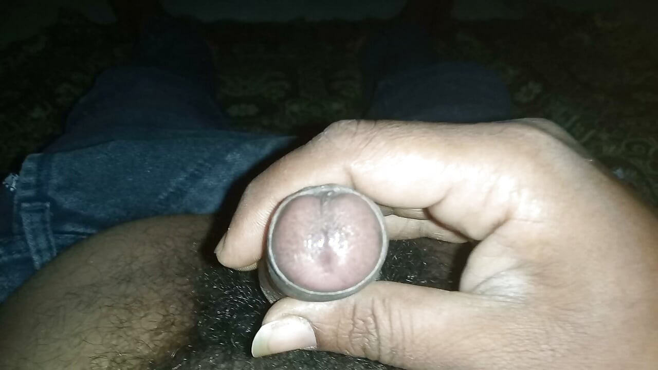 Desi boy cumshot muth maar ke pani nikal diya sex lover