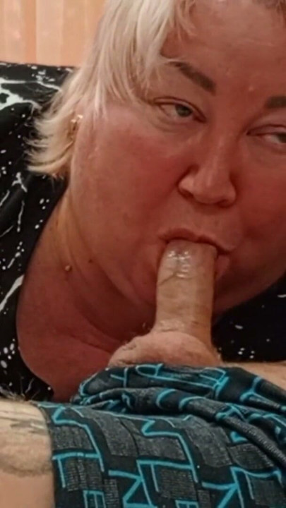 Mother-in-law sucks all the cum out of the penis | Clip 3