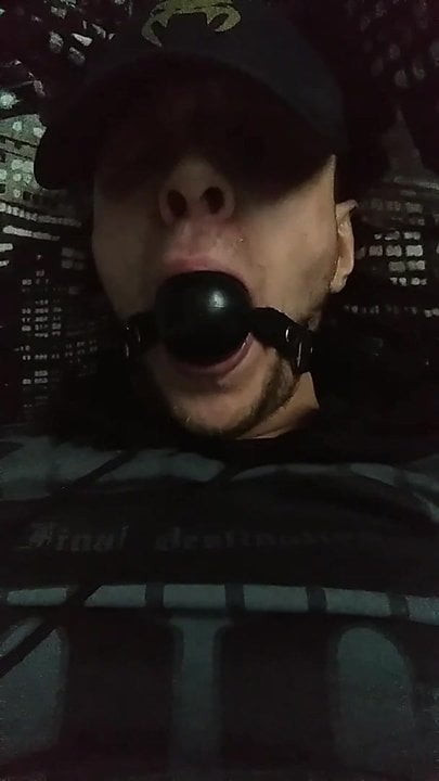 Bondage Drolling Spiting