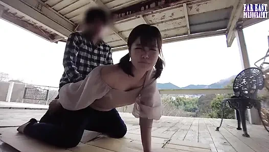 Презерватив-глотка блуждает, как дерзкая молодая красотка осушает каждую теплую каплю на улице, эпизод 2