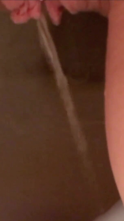 Must-see moment from "Peeing Gassy Pees"