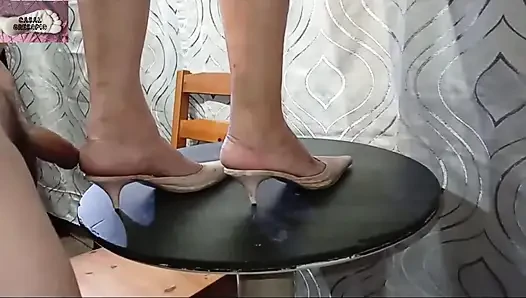 Ayakkabılarına Boşalma 3