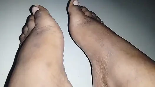 Cute Hottie Blesses You with Her Flithy Feet for You to Lick Clean in Exchange for Your Financial Assets