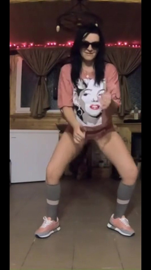 I thought it would be good if I undressed and you masturbated.