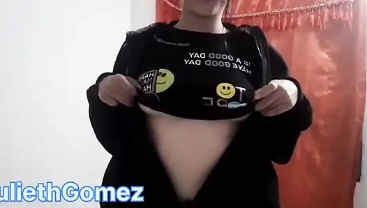 Büyük memeli çok ateşli bir latine hayatının sikini veriyorum