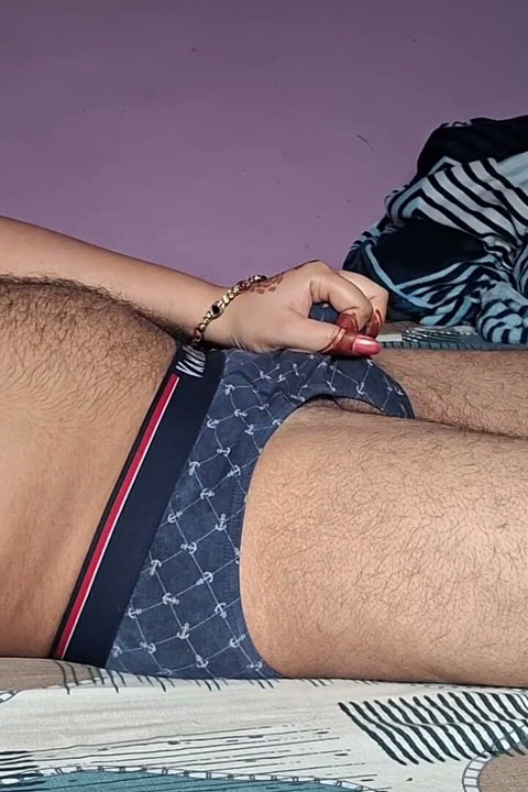 Sora vitregă indiană futută de fratele vitreg