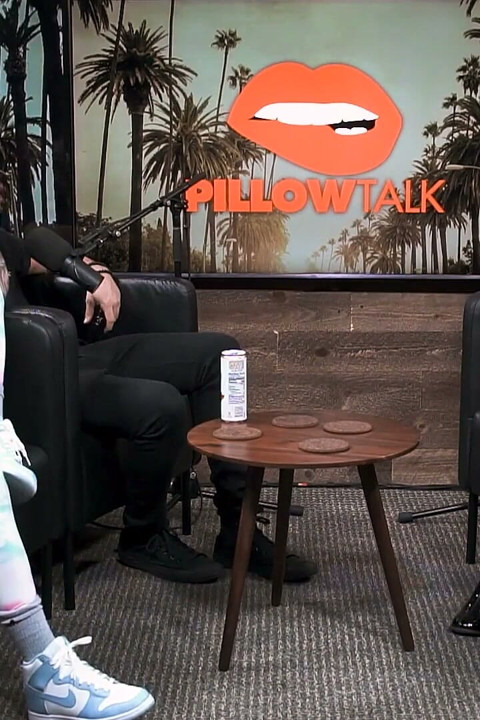 Lexy Panterra Shakes Ass in Podcast Studio!