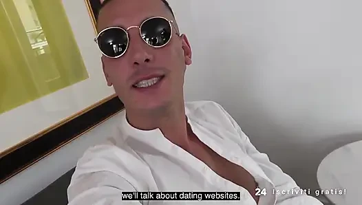2 wunderschöne lesben bekommen schwanz (italienischer porno)