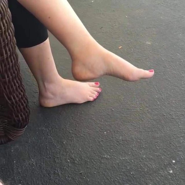 Sister in law's sexy bare feet