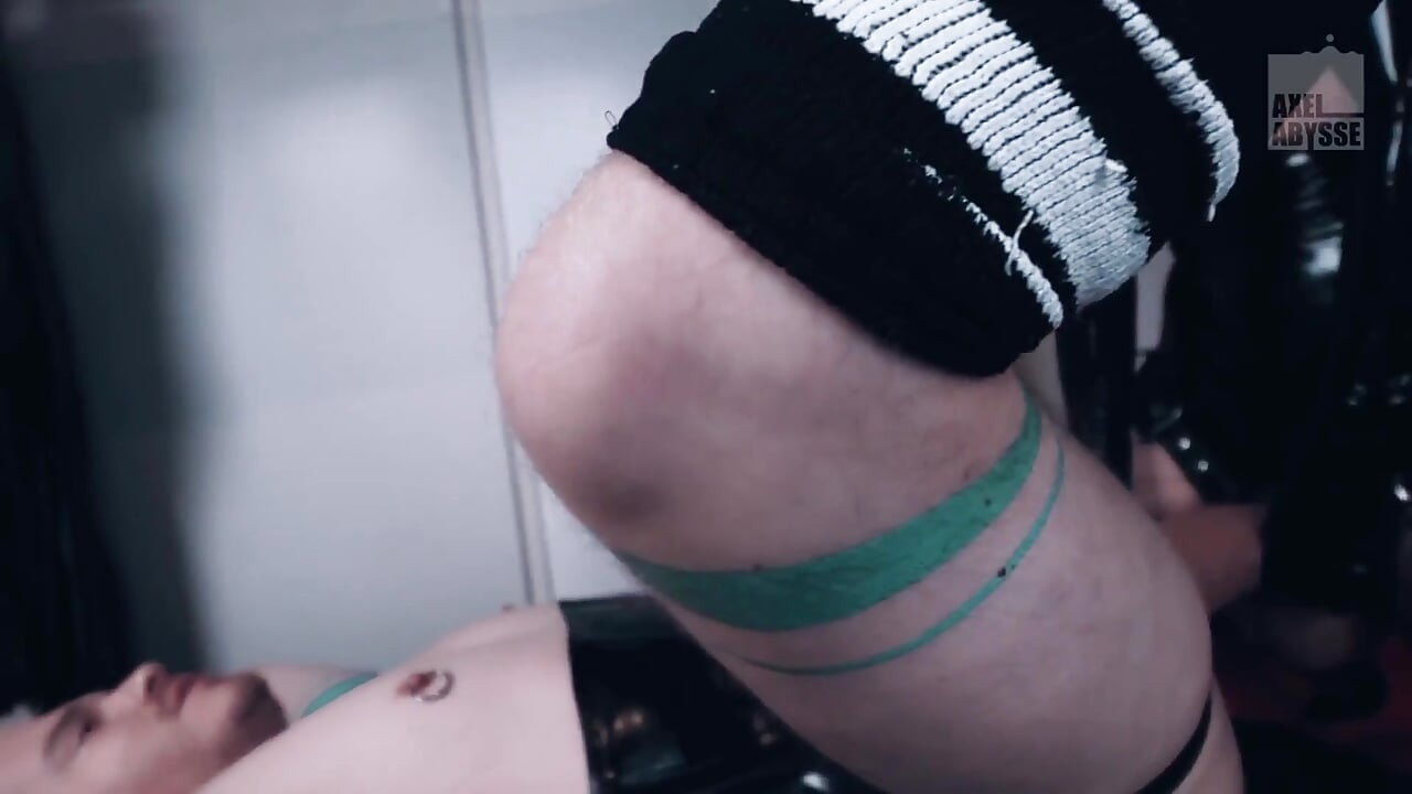 Axelabysse Slit