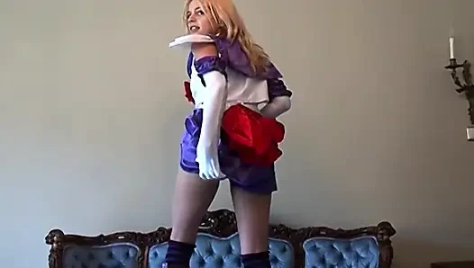 Мой тройничок с парнем. Мне нравится сосать возбужденные члены!