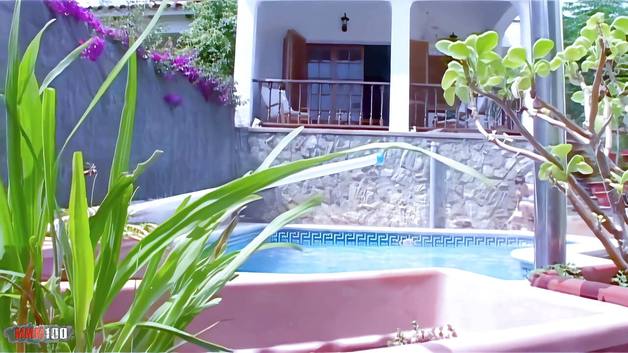 Sexy Video Missguapa_pool
