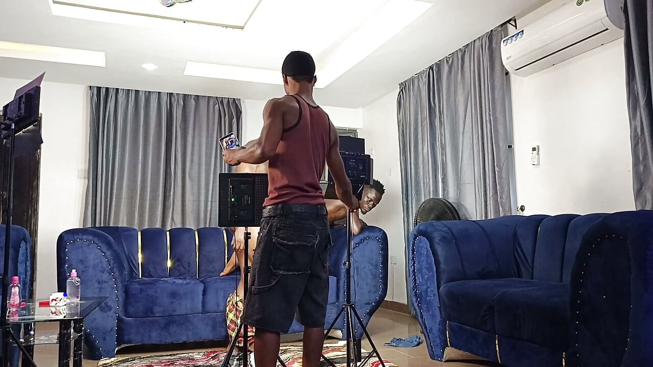 Black Straight Guy Having a Gay Thug a Chance Behind the Scenes