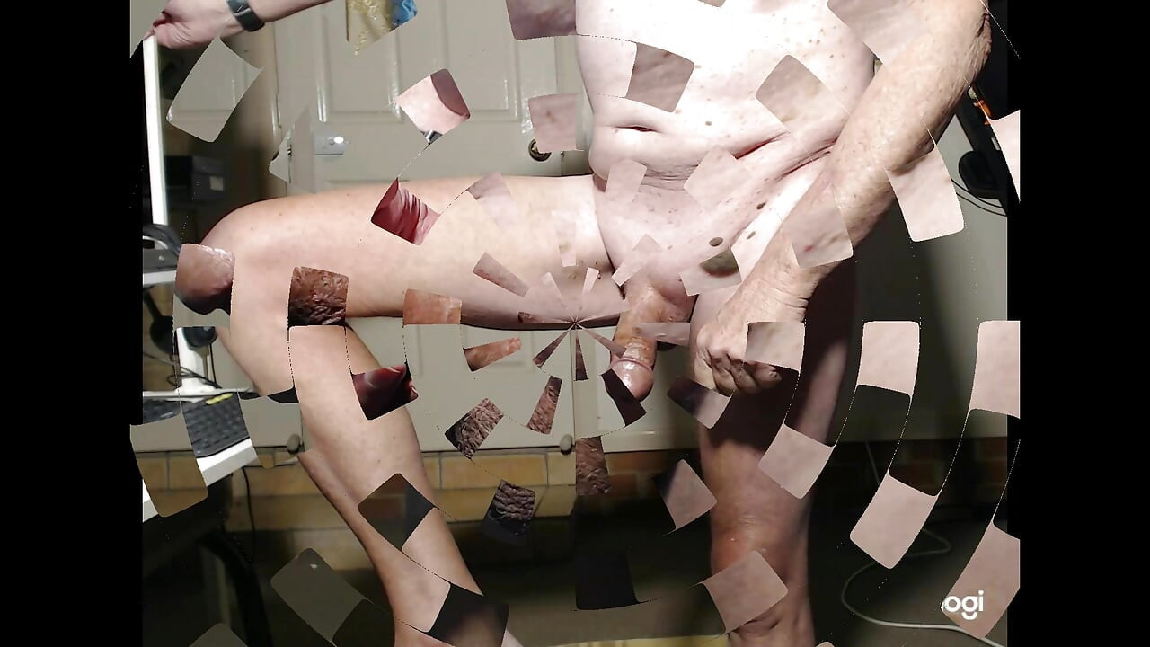 2024 用润滑油慢慢地撸管我的鸡巴, 并自慰直到我射精, 你会把它放在嘴里